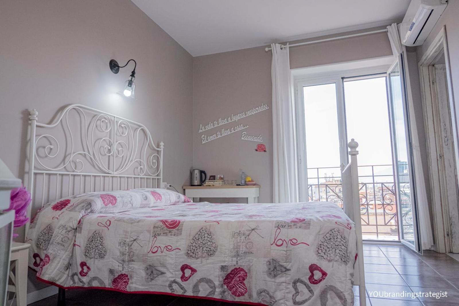 Bed & Breakfast La Peonia Napels