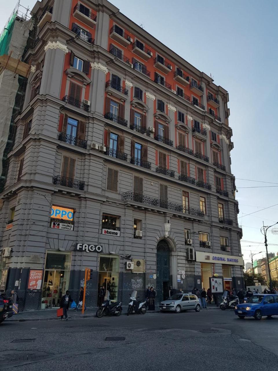 Couette-café La Peonia Naples